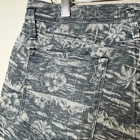 Roxy Denim Tropical Print Shorts - Picture 5 of 10